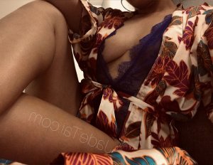 Lou-andréa outcall escort in Connersville
